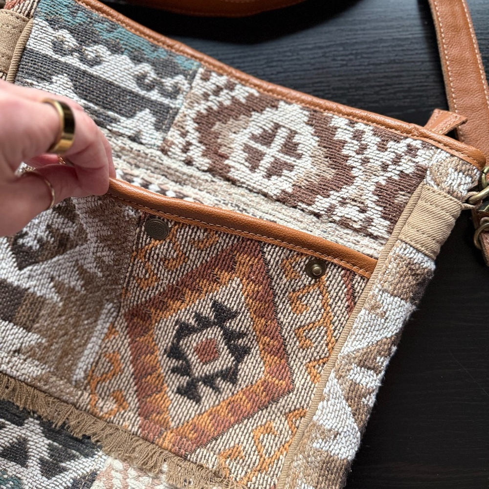 Myra Sonoran Sands Aztec Western Crossbody Bag Boho Woven Canvas NWT - Picture 11 of 11